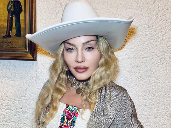 Мадонна випустила заяву на підтримку українських дітей