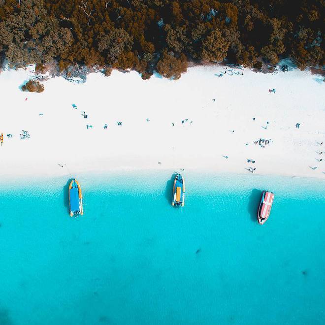 Новий рік 2018 на море: бризки шампанського на найкрасивіших пляжах світу
