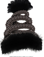 Одень Санту: дизайнеры создали шапки для главного новогоднего волшебника