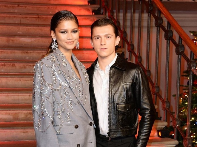 Зірки Marvel Зендея та Том Холланд таємно одружилися — ЗМІ