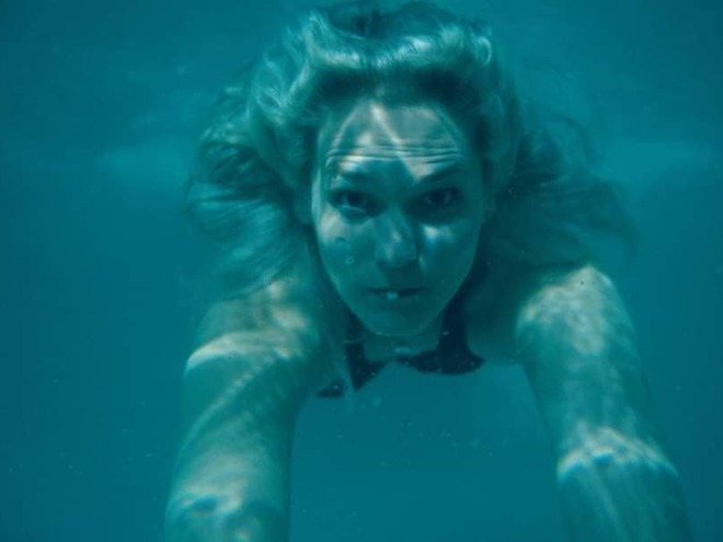 Анастасия Евтушенко в фильме "Посторонний"