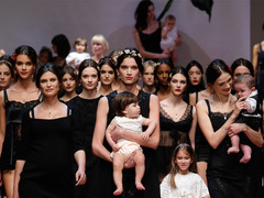 Б'юті-образ моделей з показу Dolce & Gabbana Осінь 2015