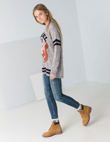 Объемный свитер