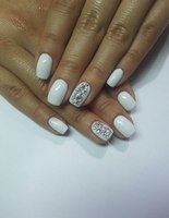 Модний манікюр 2016 зі стразами Модний манікюр 2016 зі стразами