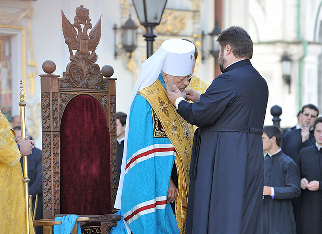 Богослужение в Лавре