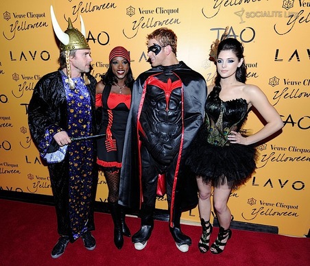 Хэллоуин в Голливуде