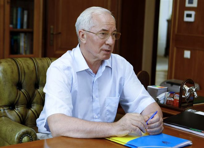 Николай Азаров
