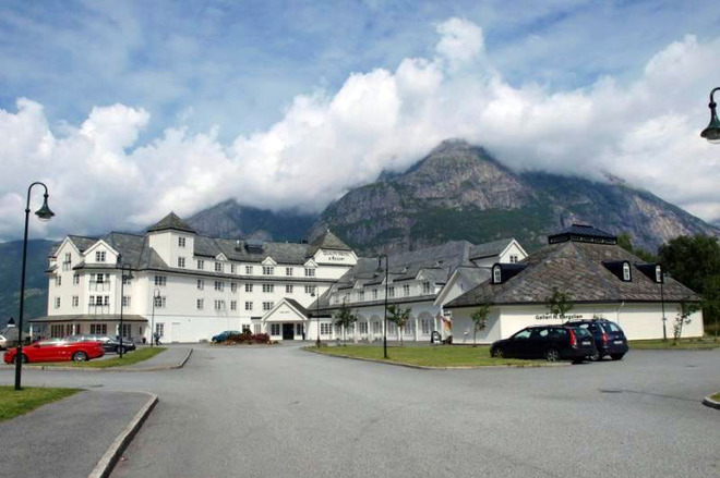 15 наймістичніших готелів світу