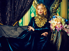 Королевский шик: одежда из бархата