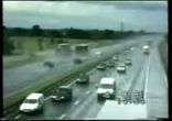 Опасная мокрая дорога