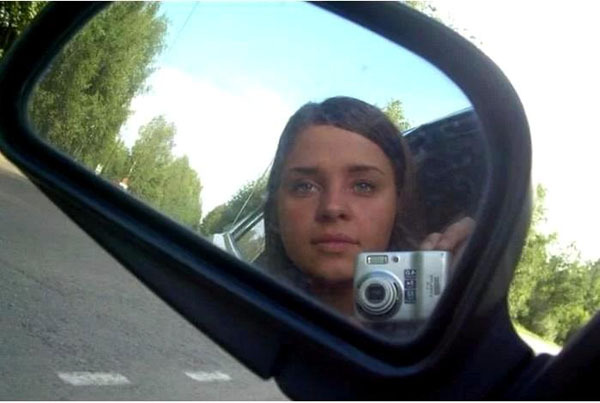 Осторожно! За рулем женщины!