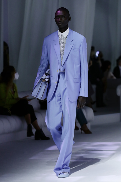 Fendi коллекция весна-лето 2021