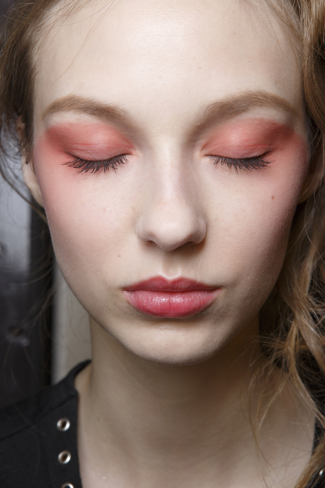 Giorgio Armani Prive заплакані очі