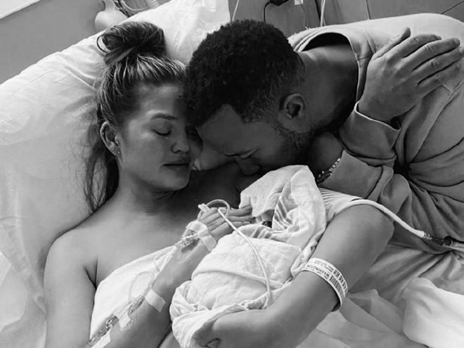 Крисси Тейген и Джон Ледженд