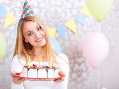 Гарні привітання жінці з днем народження