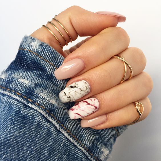Маникюр на длинные ногти: 4 стильных варианта nail art