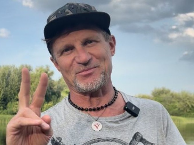 Олег Скрипка дав рідкісний коментар про дружину та чотирьох дітей