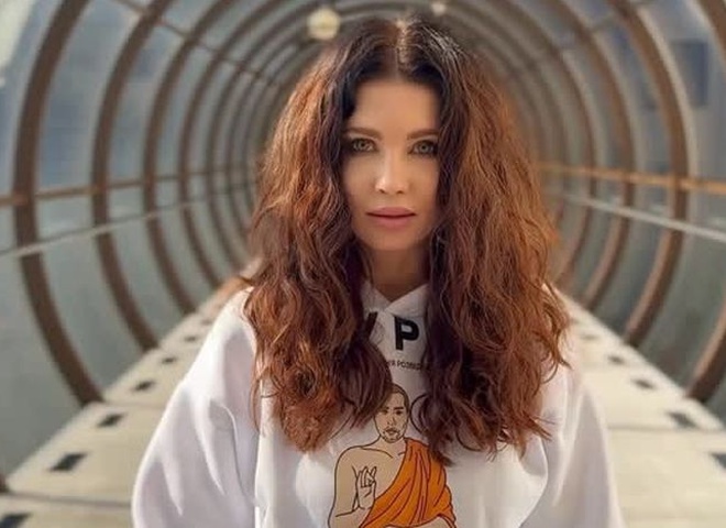 Зовсім не змінилася: Lama опублікувала фото з різницею у 20 років