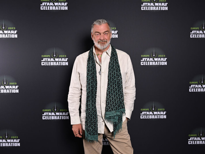 Помер зірка «Тора» та «Зоряних війн» Рей Стівенсон