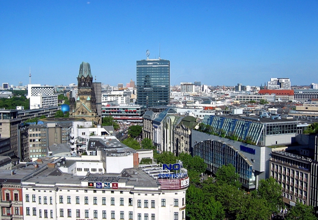 Неделя скидок в Берлине: улица Kurfürstendamm