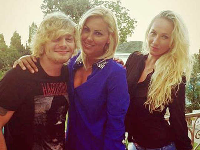 Саша Кривошапко, Яна Клочкова