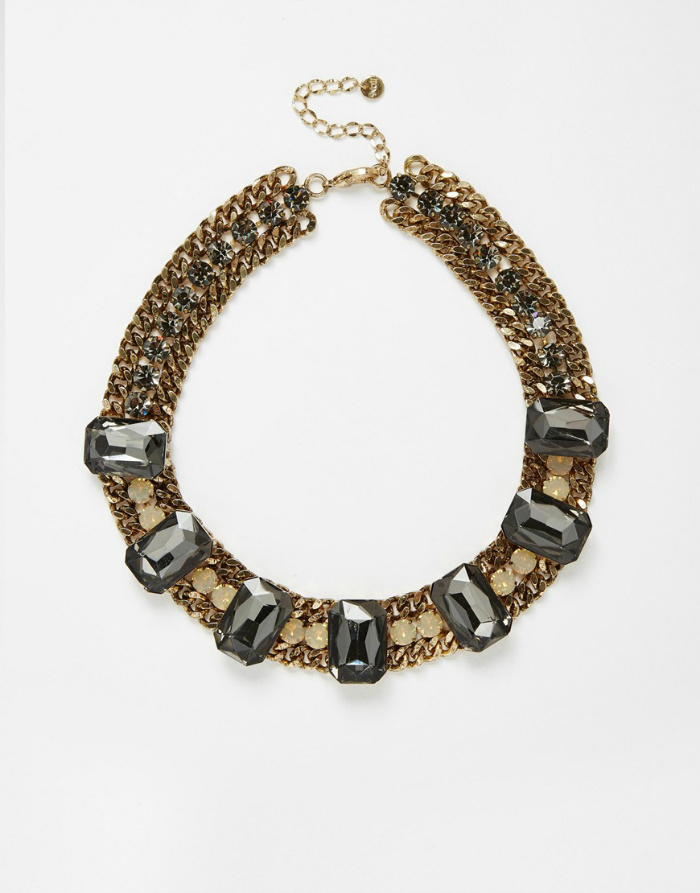 Street style идеи для новогоднего образа: шопинг