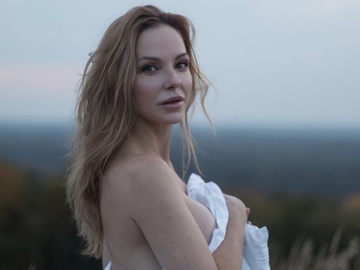 Трегубова різко відповіла хейтерам на чутки про пластику