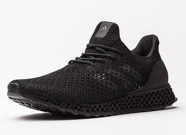 Кроссовки будущего: Adidas напечатал кроссовки на 3D-принтере