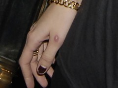 Миша Бартон