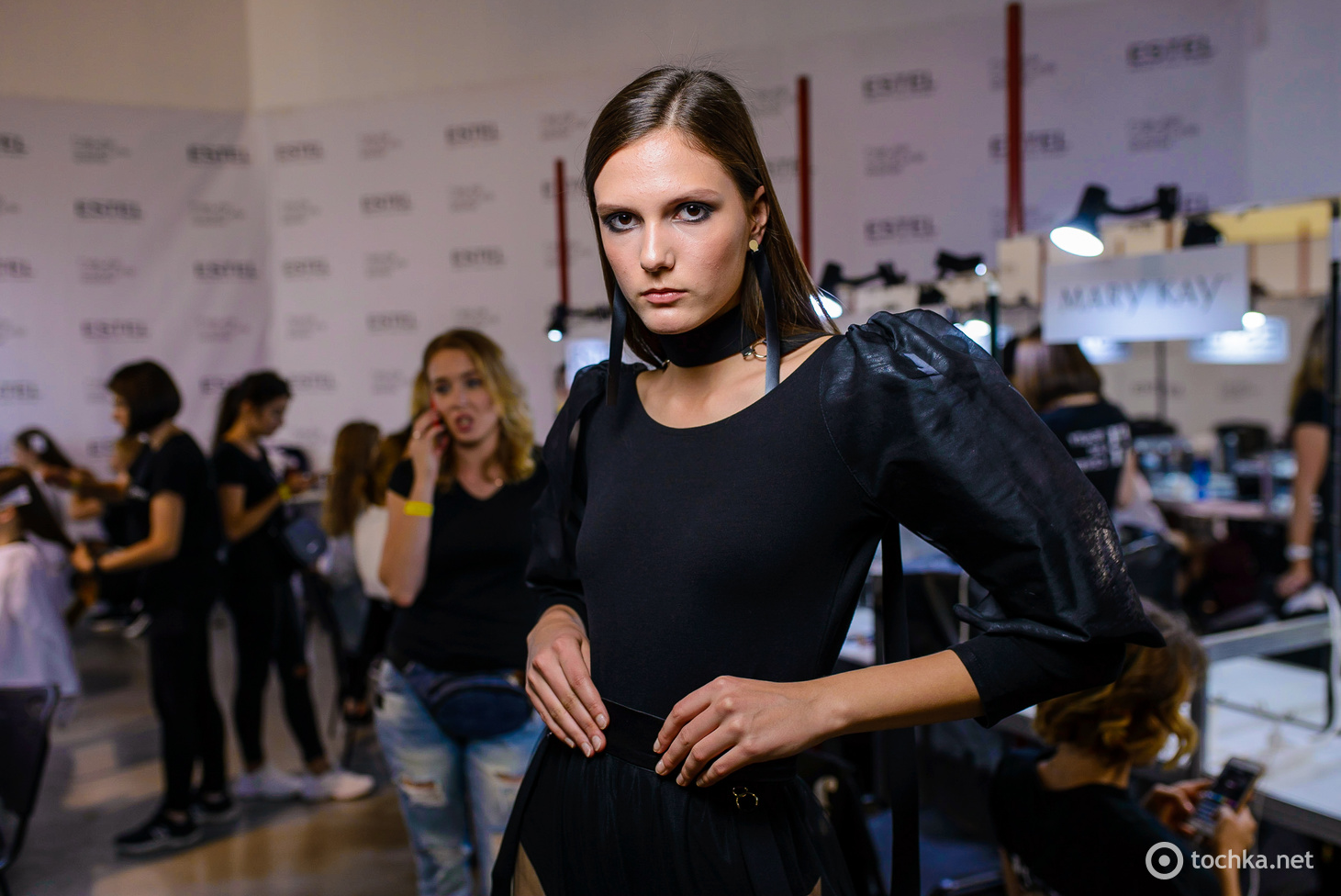 Backstage UFW SS19 пятого дня