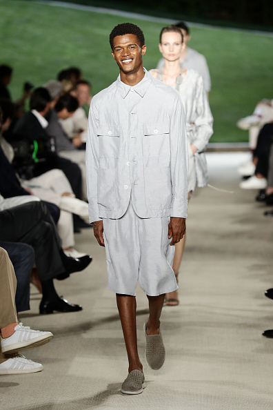 Giorgio Armani весна-лето 2022