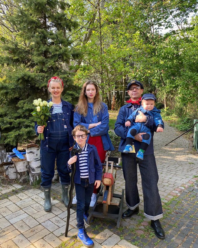 Сергей Міхалок з родиною