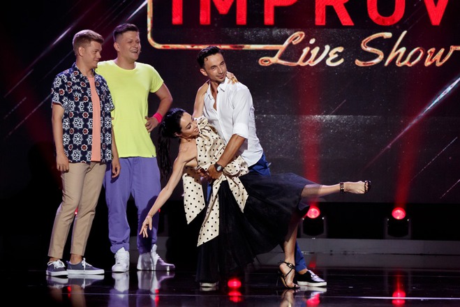 Александр Стоянов и Екатерина Кухар на Improv Live Show