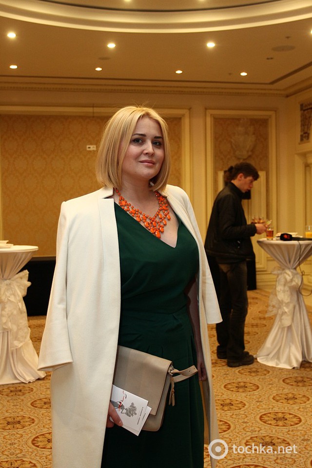 показ в Fairmont