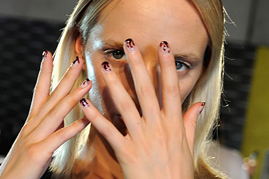 Маникюр на Хэллоуин 2016