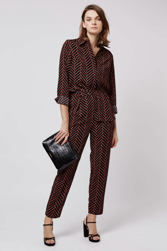 Что надеть на Новый год 2016: брючный костюм