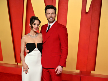 Альба Баптіста дала рідкісний коментар про шлюб з Крісом Евансом