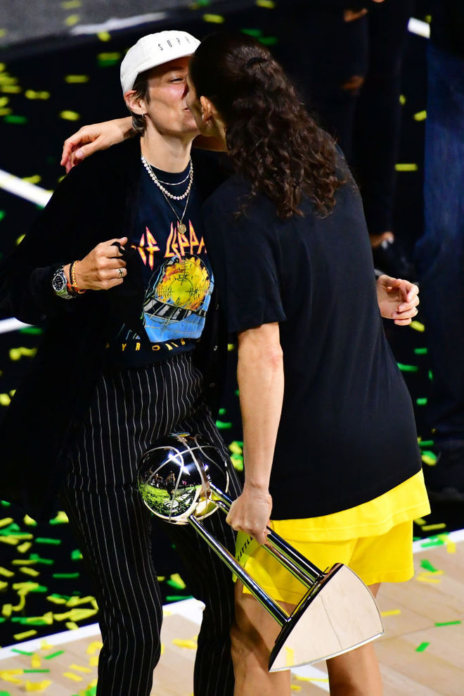 Меган Рапино и Сью Берд