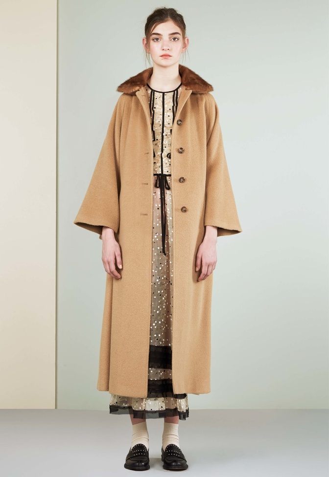 Юлия Ратнер стала лицом RED Valentino Resort 2017