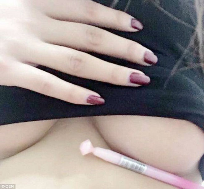 Новый тренд из Китая - доказательство пышной груди с помощью ручки