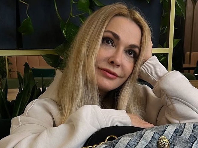 Сумська показала себе в ролі Роксолани на архівному фото з 90-х