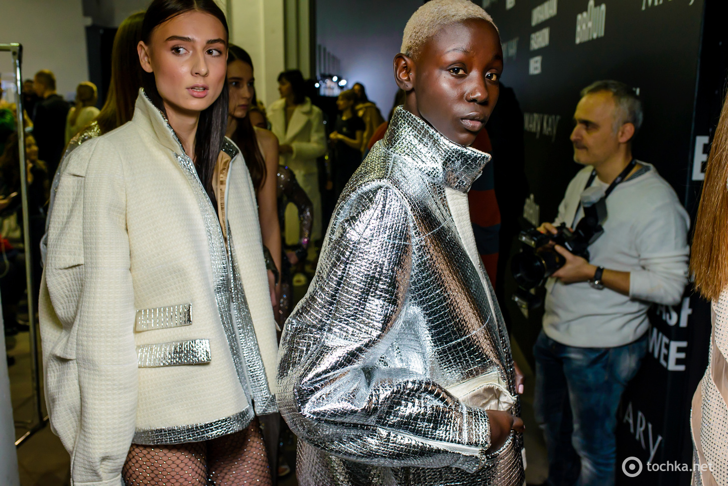 Backstage другого дня UFW FW 19-20