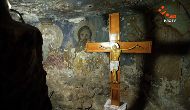 Монастир у скелі: must-see місце для туристів в Чорногорії