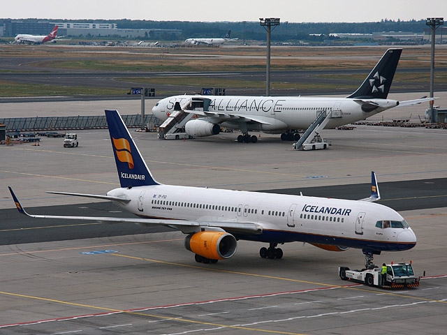 Достопримечательности Исландии: IcelandAir