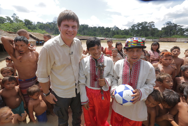 Дмитрий Комаров в племени яномами, Бразилия