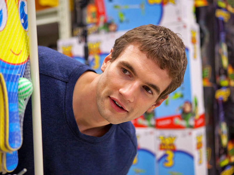 Алекс Расселл