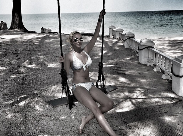 Лера Курдявцева