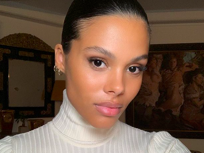 Тина Кунаки