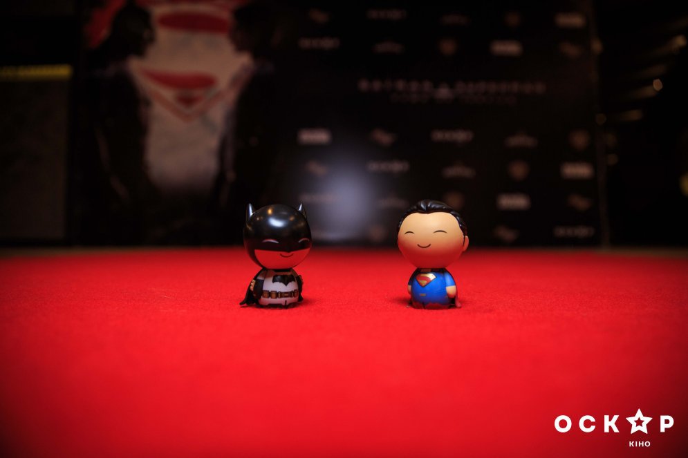 Бэтмен против Супермена премьера