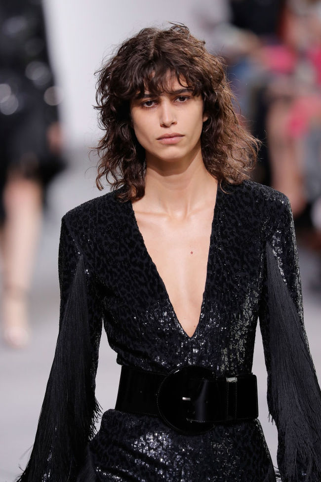 Весняні зачіски 2017: ефект недбалості